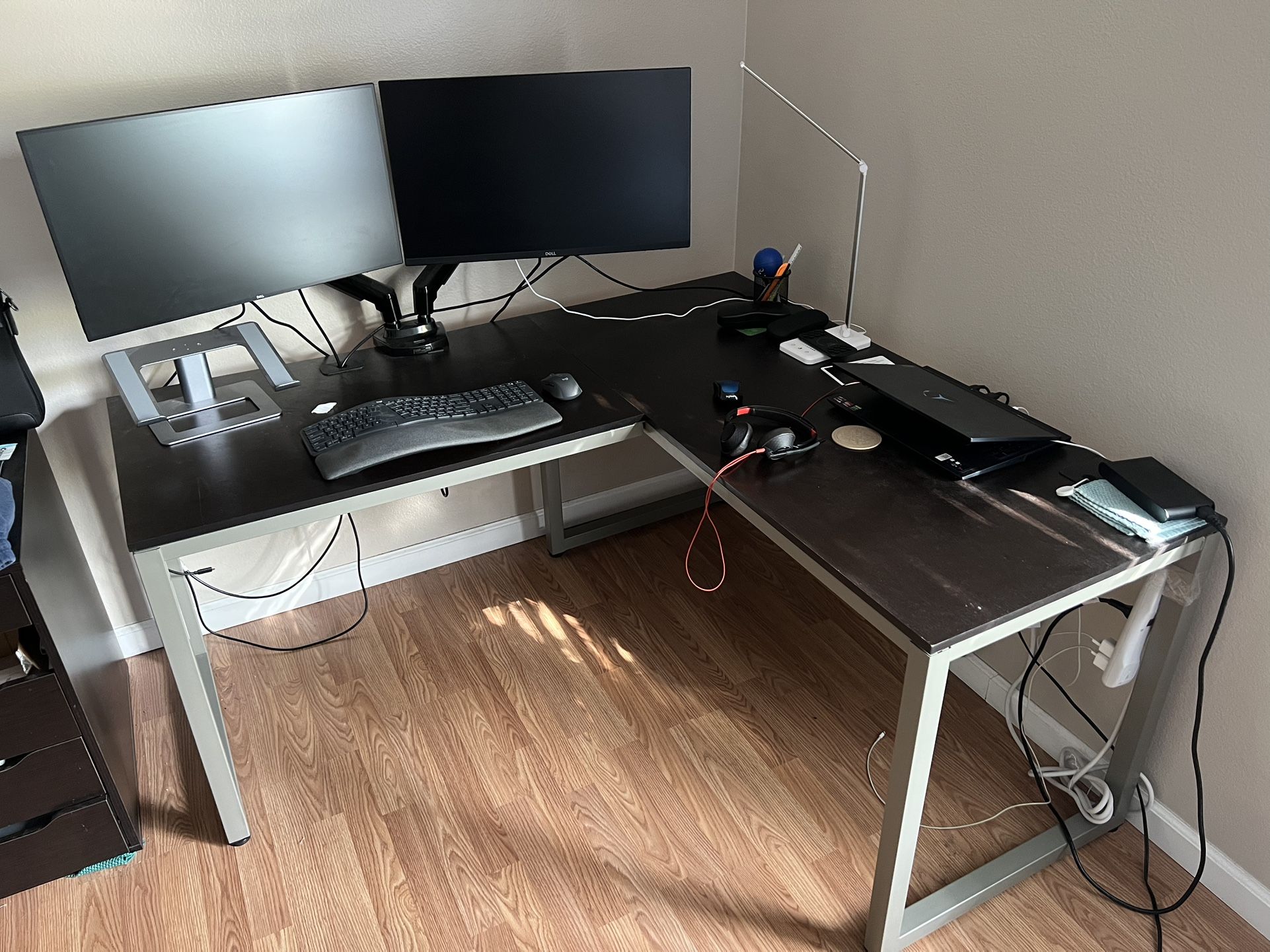 L shaped desk