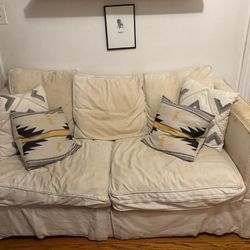 Free Couch Sofa with Queensize Bed 69x28