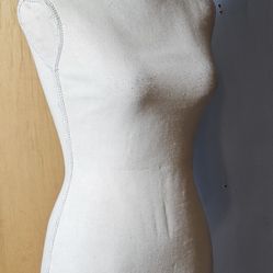 Mannequin Female 