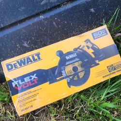 Serrucho Dewalt