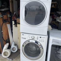 Maytag Stackable XL Capacity Washer And Gas Dryer