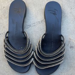 Giuseppe zanotti design sandals made in Italy size 35