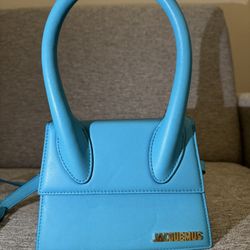 Jacquemus The Medium Chiquito Blue Purse