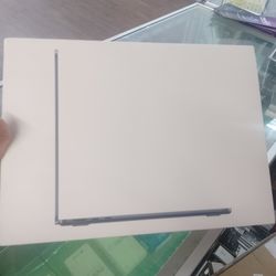 MacBook Air M4 New Pay Low Down No Crdt Needed
