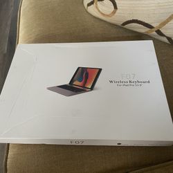 I Pad Pro 12.9” Wireless Keyboard