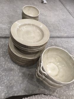 Dishes And Bowl Set