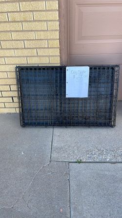 Dog Kennel / Crate