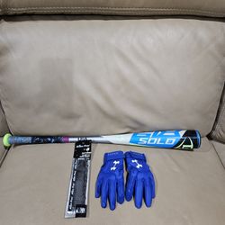 Girls Small Tee Ball Gloves and Hello Kitty Aluminum Bat for Sale in  Marietta, GA - OfferUp