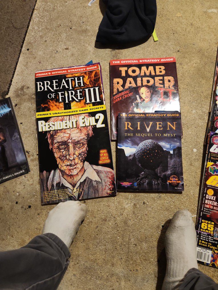 Strategy Guides, Gamer Magazines 