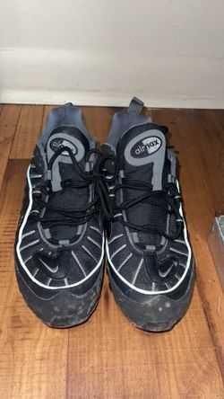 Air Mas Men’s Size 9