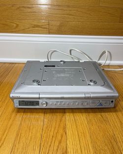 Sony ICF-CD543RM Woofer, CD Player AM/FM Radio Clock