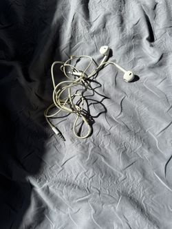 iPhones Chargers And Plug