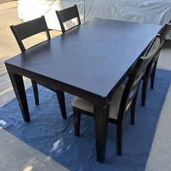Dining Table and 4-chairs
