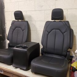 BRAND NEW BLACK LEATHER BUCKET SEATS WITH CONSOLE 