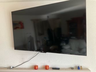 Roku 55” Smart TV with Full Motion Wall Mount