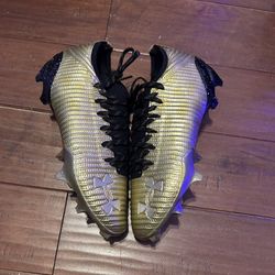 Under Armor Football Cleats 