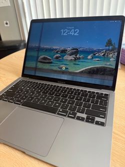 13in 2020 MacBook Air M1 (Damaged Screen/Still Working)