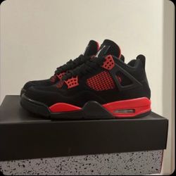 Used Jordan 4 Red Thunder Sz 8