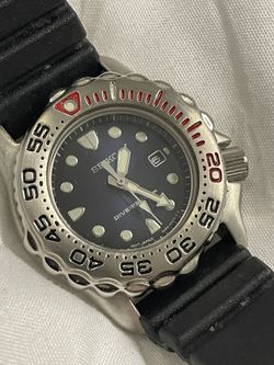 Ladies Seiko Scuba Diver 200M Sapphire Crystal Ref 7N85-0A09 Quartz Watch