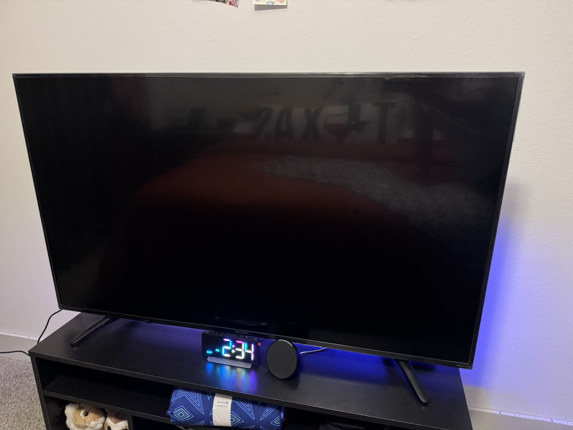 SHARP ROKU TV 55”