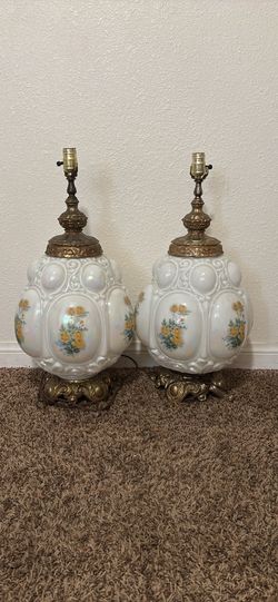 Vintage milk glass twin lamps