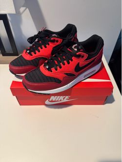 Air Max 1 Cincinatti Reds New Size 10.5
