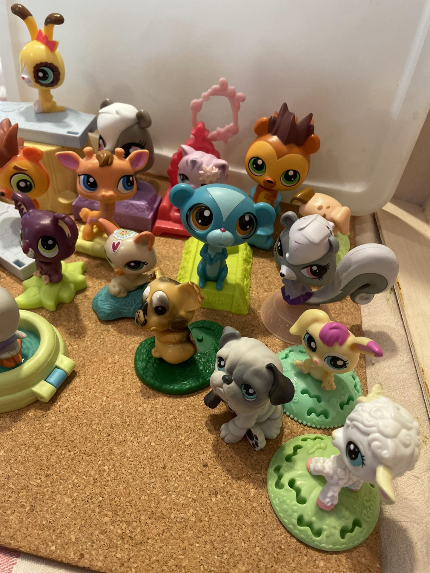 Littlest Pet Shop McDonald's Happy Meal Toys Lot Set of 19 Dogs Cats Animal LPS/