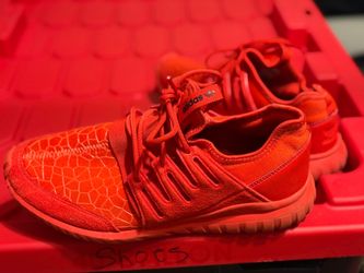 Adidas shoes Youth/men size 7 or women’s 8.5