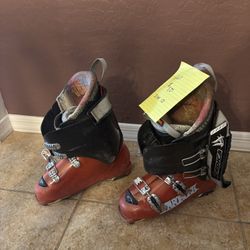 Nórdica Ski Boots Size 10