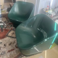 2 Fiberglass Lounge Chairs