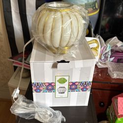 Classic Chic Warmer 