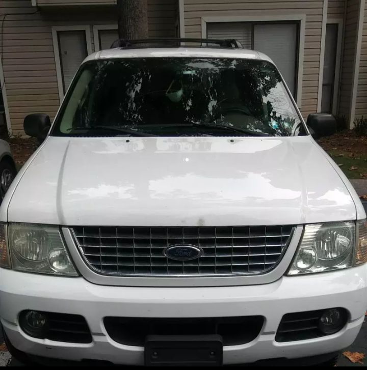 2004 Ford Explorer XLT 4WD