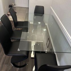 BLACK dining ROOM chairs