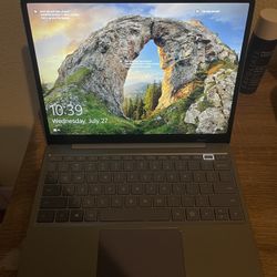 Windows Surface GO 2021