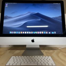 iMac 21.5 Late 2015 and Keyboard