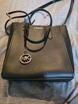 Michael kors crossbody