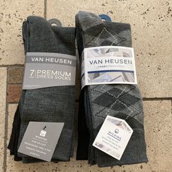 NWT Van Heusen Men’s Premium Dress Socks 14 pairs 