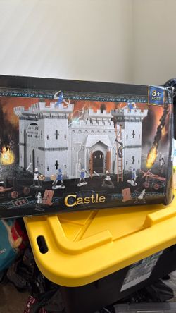 Medieval Times Castle Building Toy Ages 3+ Kids Pretend Play New In Box  