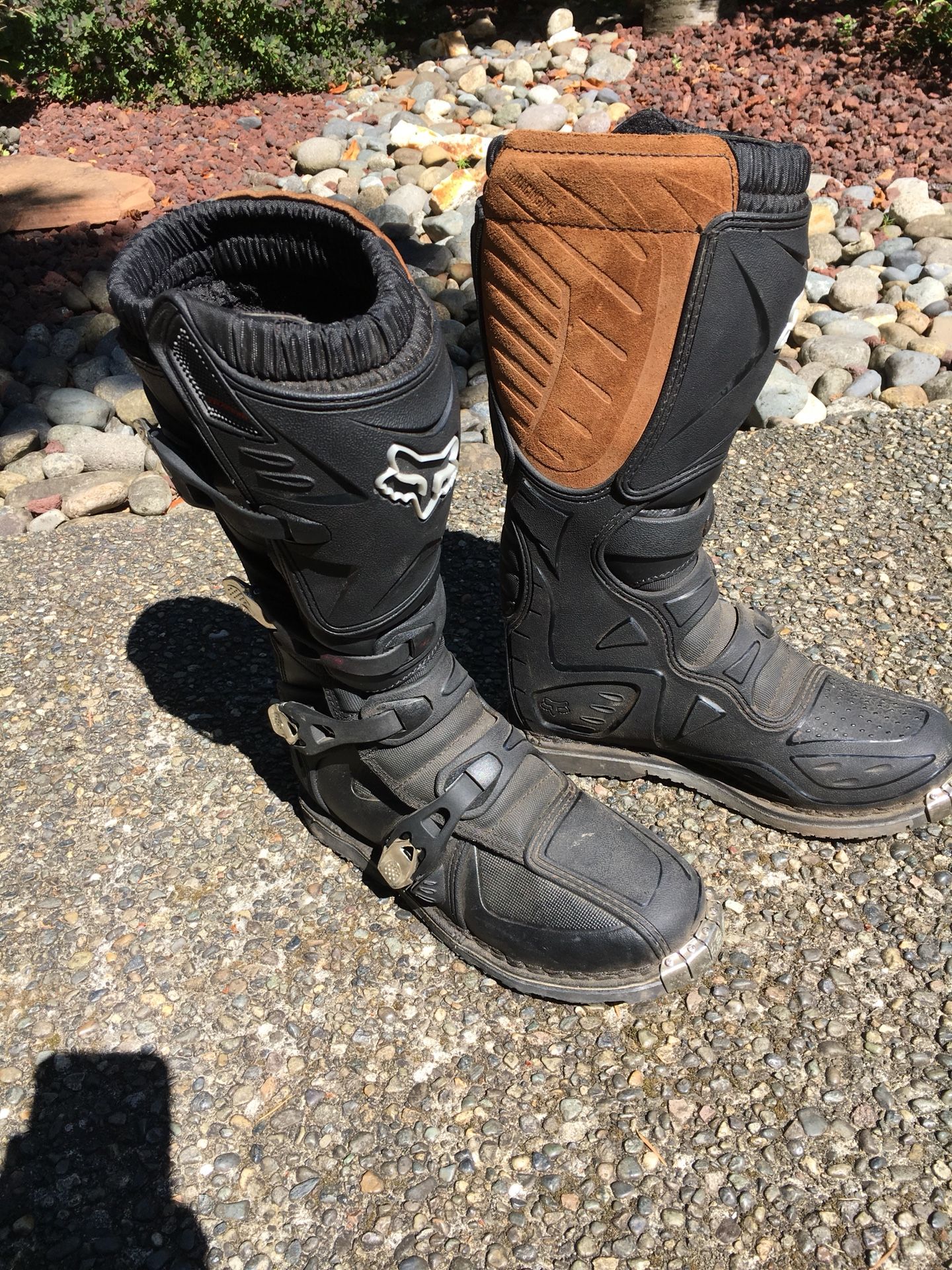 Fox Tracker motorcycle dirt bike boots