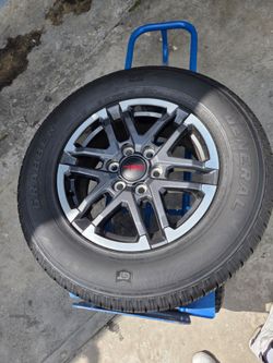 TRD Alloy Wheel with General Grabber Tire