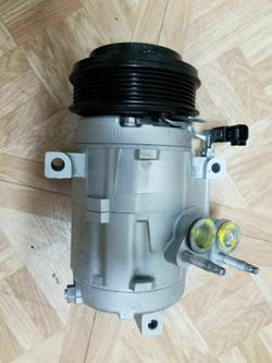 Car air compressor