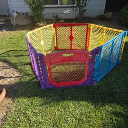 6 Panel Playpen!