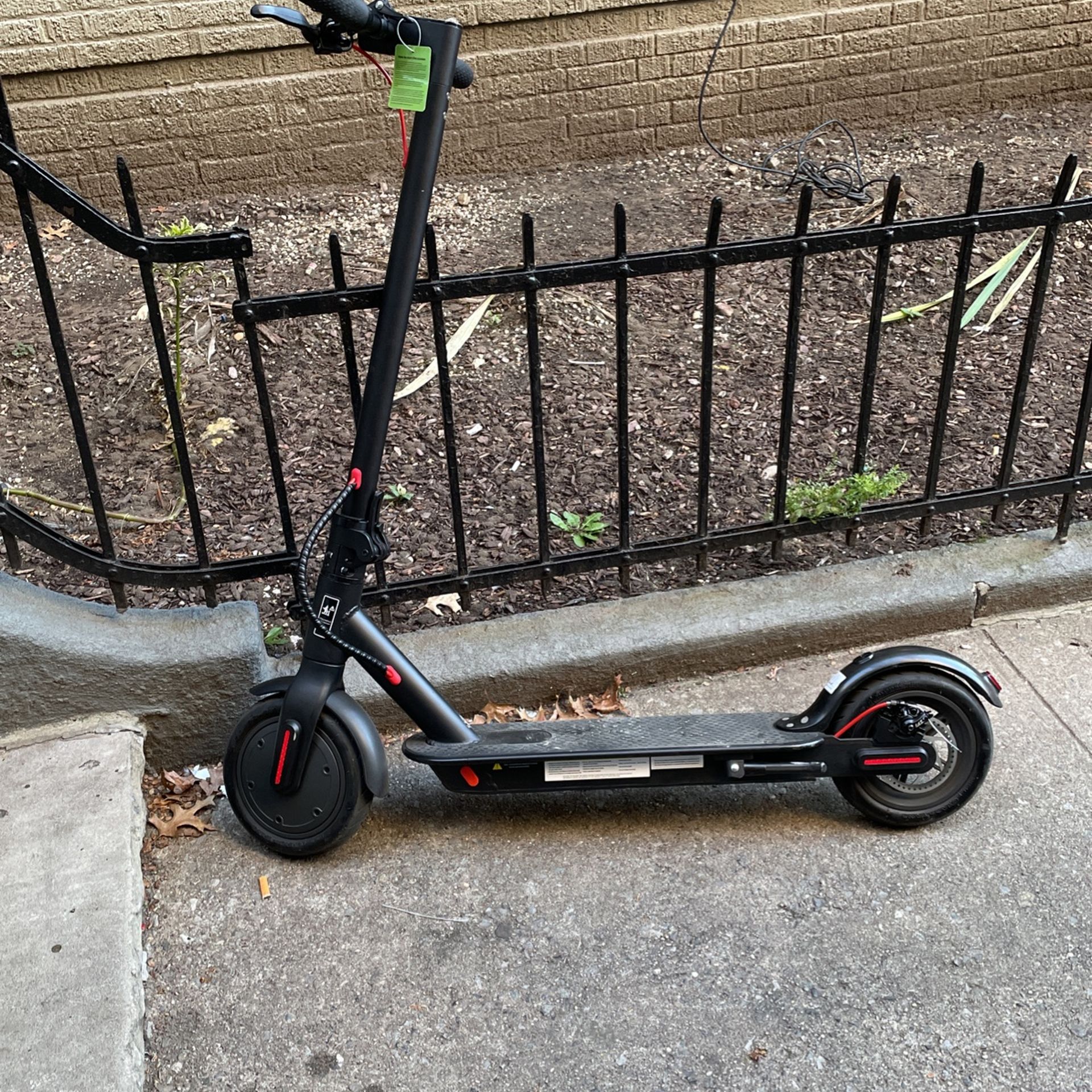 Electric Scooter 15 Mph And 25mph Max 25 Miles Distance