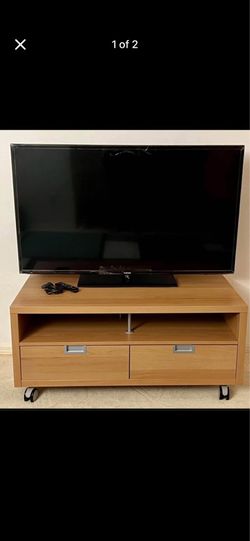 Samsung 55” LED TVwith IKEA TV Stand
