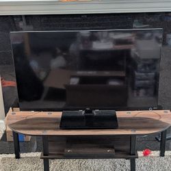 23" TCL Roku TV