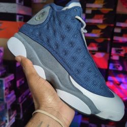 Jordan 13 Retro
Flint (2020) 414571 404