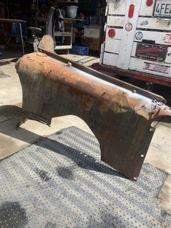 1950 Pontiac Inter fender