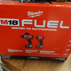Milwaukee m18 fuel combo kit