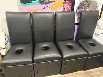 Yoni Chairs/ fairly new