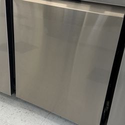 24 in. PrintProof Stainless Steel Smart Top Control Dishwasher with 1-Hour Wash and Dry, QuadWash Pro and Dynamic Dry